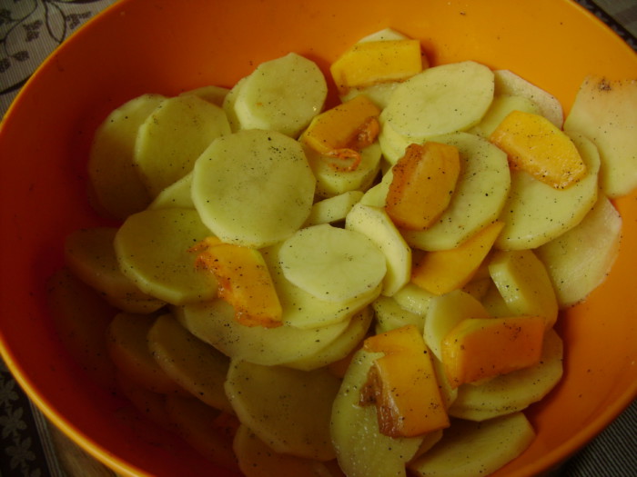 Запеченная картошка с тыквой и сливками - как приготовить картошку с тыквой в духовке, пошаговый рецепт с фото