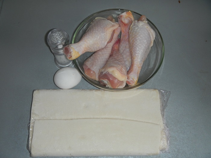 Вкусные слойки из готового слоеного теста с начинкой из курицы