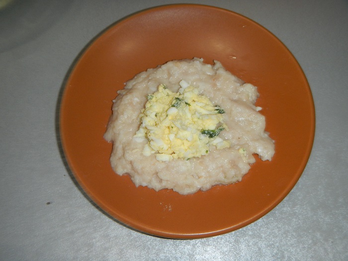Вкусные котлеты с начинкой из яйца и сыра