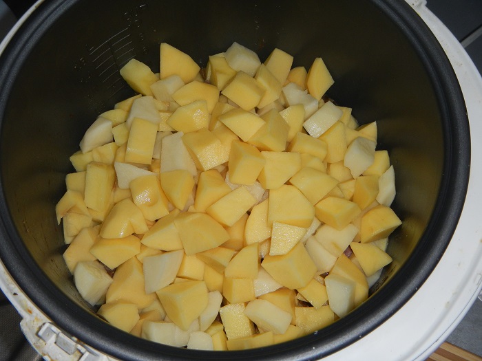 Жидкая картошка с мясом в кастрюле пошаговый рецепт с фото
