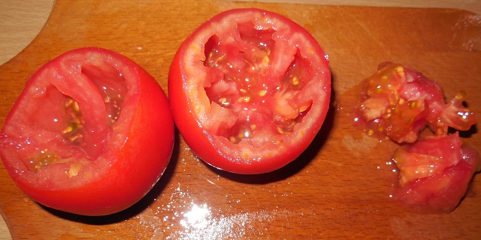 Вкусная яичница-болтунья в помидорах