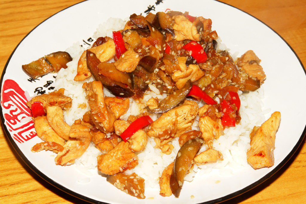 Куриное филе по-китайски: с овощами и рисом