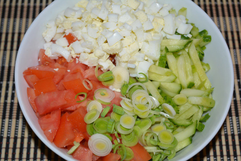 Салаты с помидоров и огурцов рецепты с фото