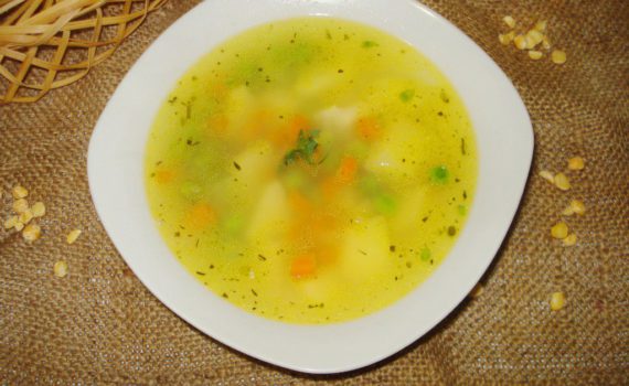 Постный гороховый суп с зеленым горошком