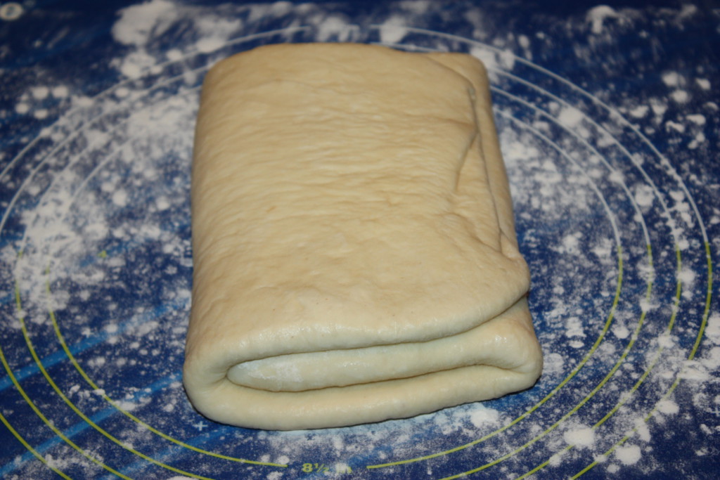 Дрожжевое слоеное тесто для круассанов