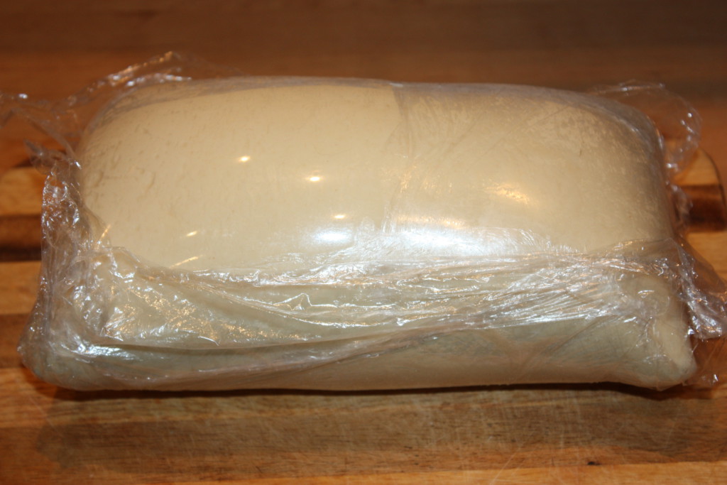 Дрожжевое слоеное тесто для круассанов