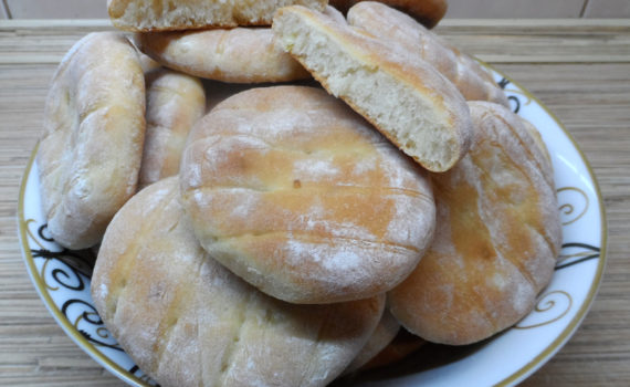 Луковый хлеб в духовке или луковые булочки