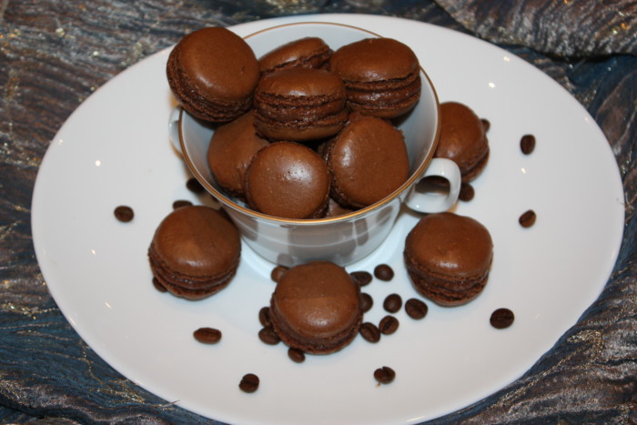 Шоколадное печенье макаронс 