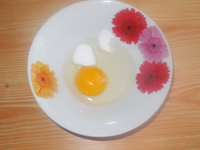 Тесто для вареников на сыворотке с яйцом