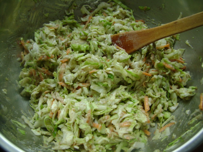 Котлеты из кабачков и капусты с зеленью