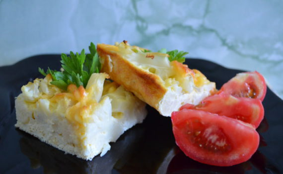 Цветная капуста в духовке, запеченная с яйцом и сыром