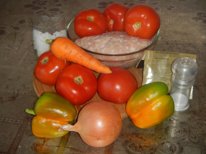 Фаршированные помидоры фаршем и рисом в духовке