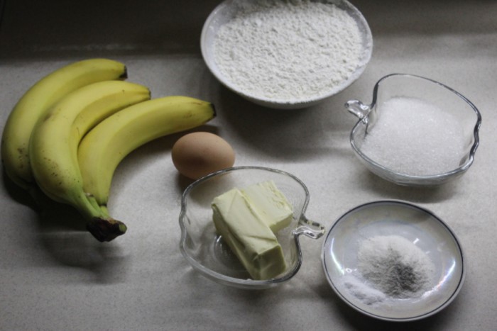 Банановый кекс в духовке - простой и вкусный