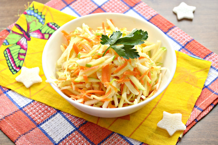 Салат из дайкона с морковью - вкусный овощной салат с растительным маслом