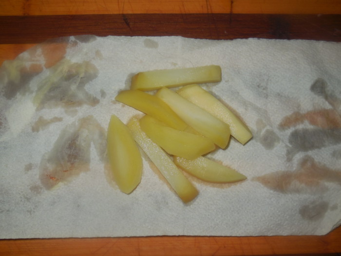 Мясные мини-рулеты с начинкой из картофеля запеченные в духовке