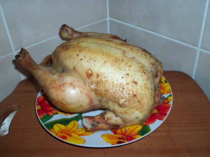 Вкусная курица запеченная целиком в фольге в горчично-соевом маринаде