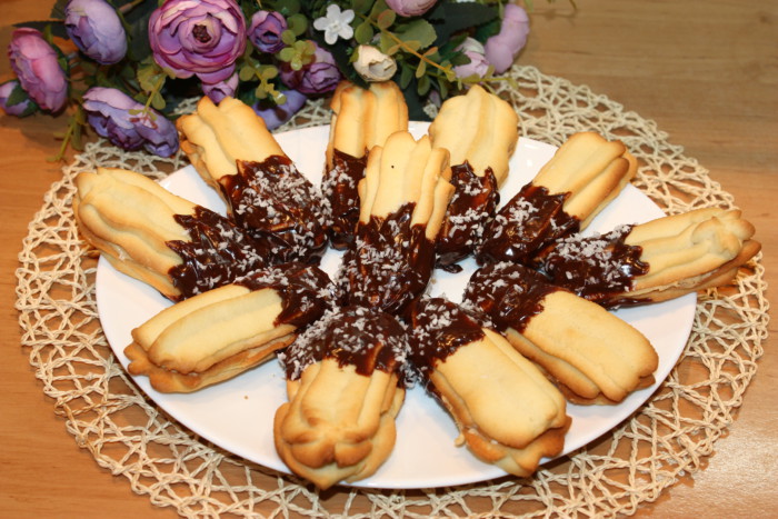 Суворовское печенье - домашнее песочное печенье с начинкой