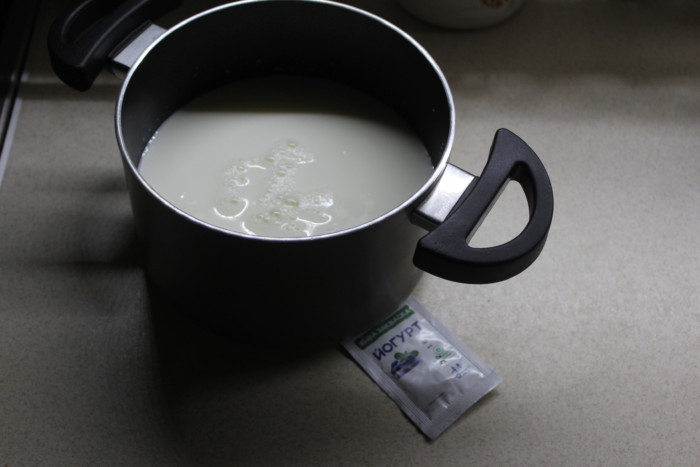 Домашний йогурт из молока на закваске