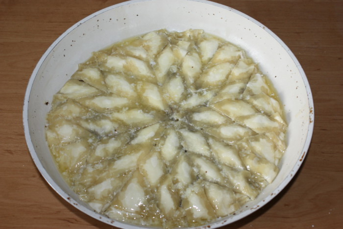 Домашняя пахлава с грецкими орехами в цитрусовом сиропе