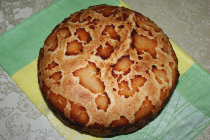 Леопардовый хлеб - домашний белый хлеб с хрустящей корочкой