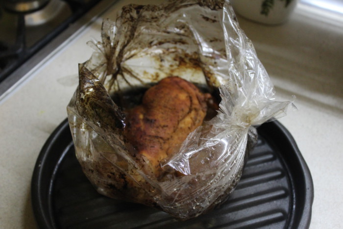 Куриная пастрома в домашних условиях (запеченная в духовке в фольге)