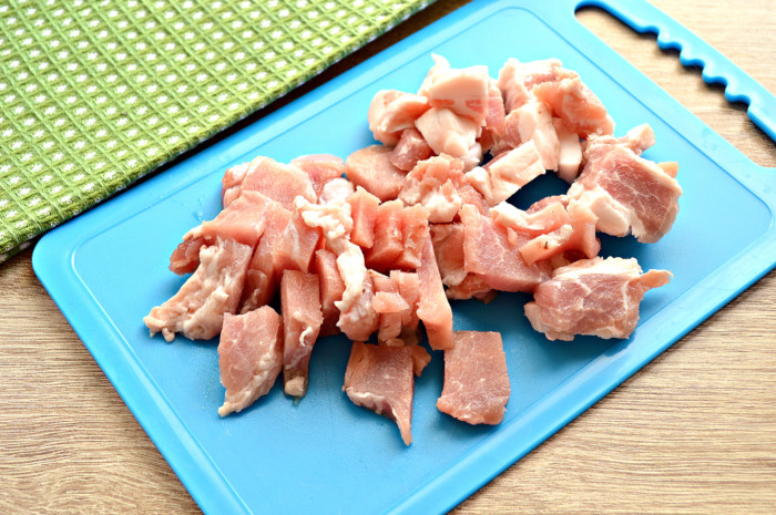 Как приготовить мясную подливу из свинины к гречке