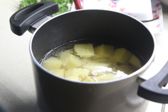 Вкусный картофельный суп с вермишелью и курицей