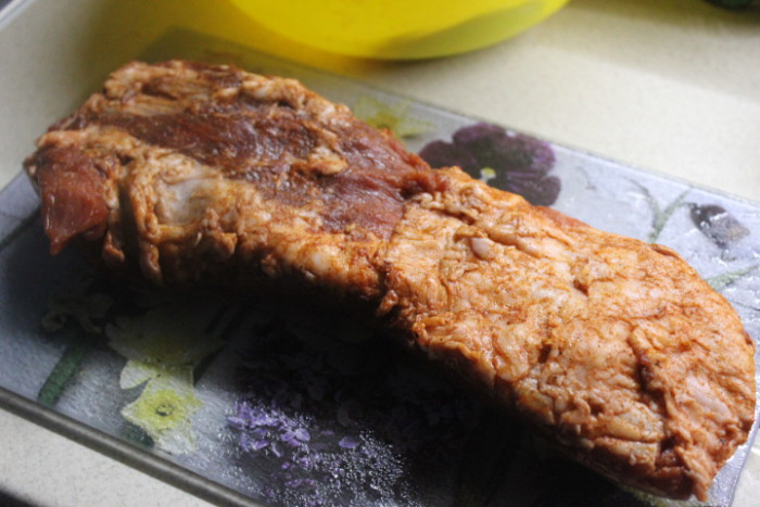 Свиная корейка с овощами - вкусное праздничное блюдо быстрого приготовления